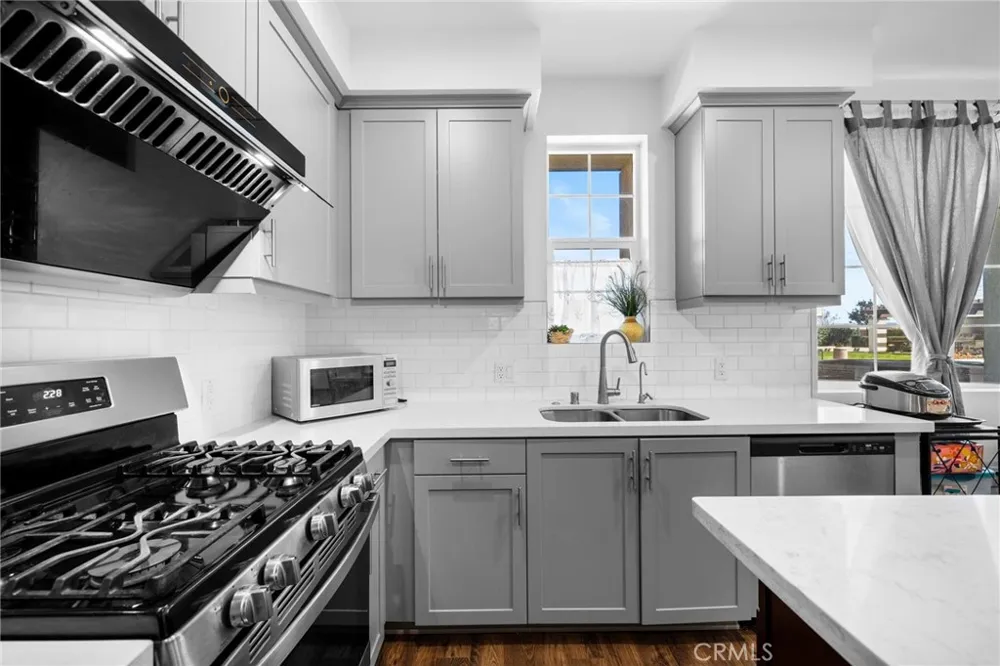 8198 Spirit Chino, CA 91708