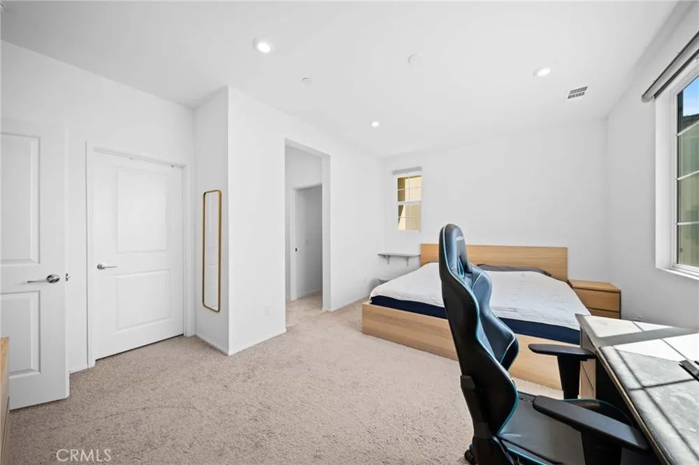 8198 Spirit Chino, CA 91708