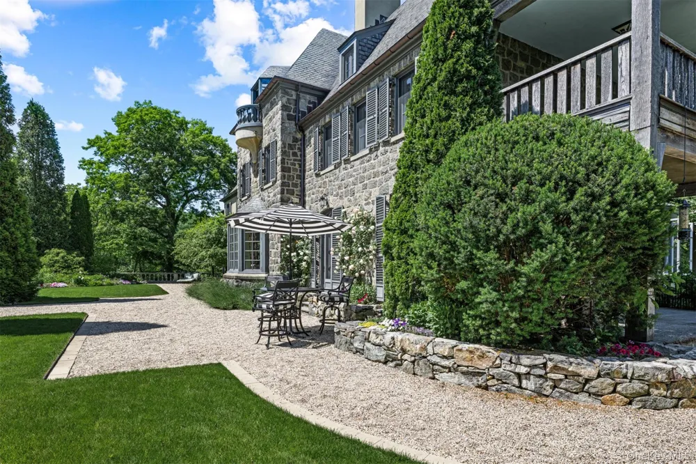 61 Evarts Hill #41 Garrison, NY 10524