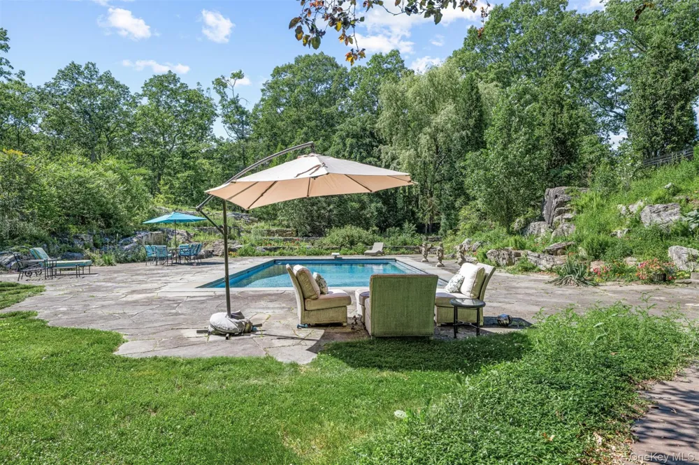 61 Evarts Hill #41 Garrison, NY 10524