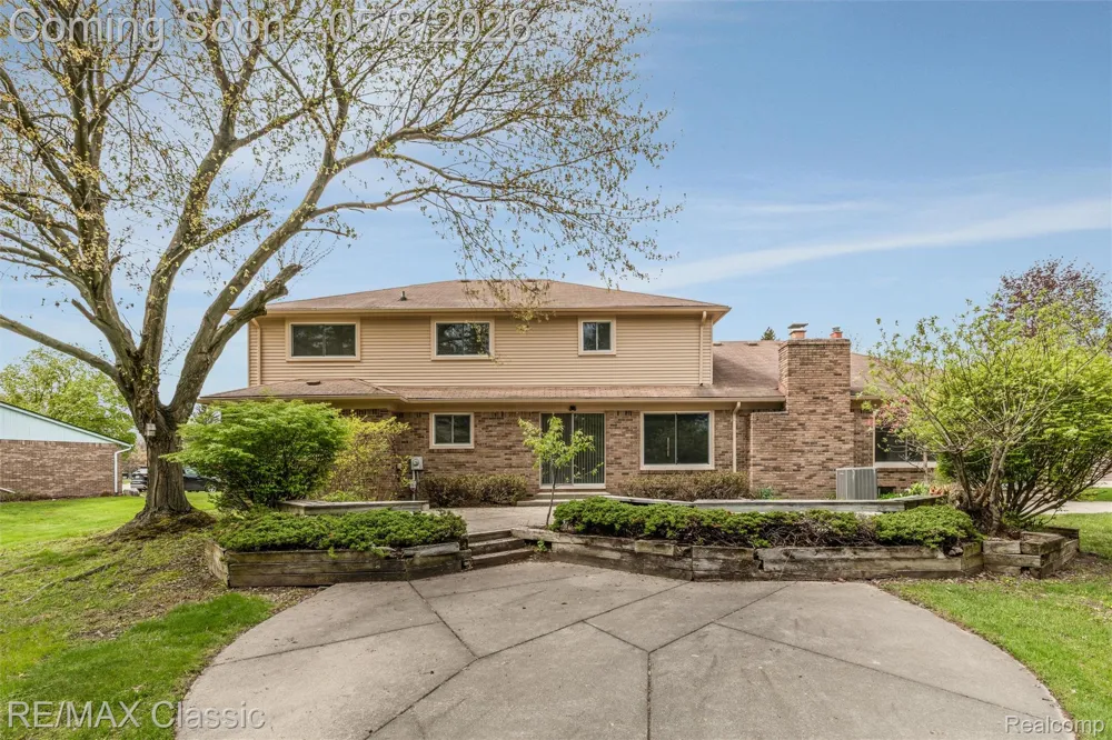 36953 Fox Glen Farmington Hills City, MI 48331