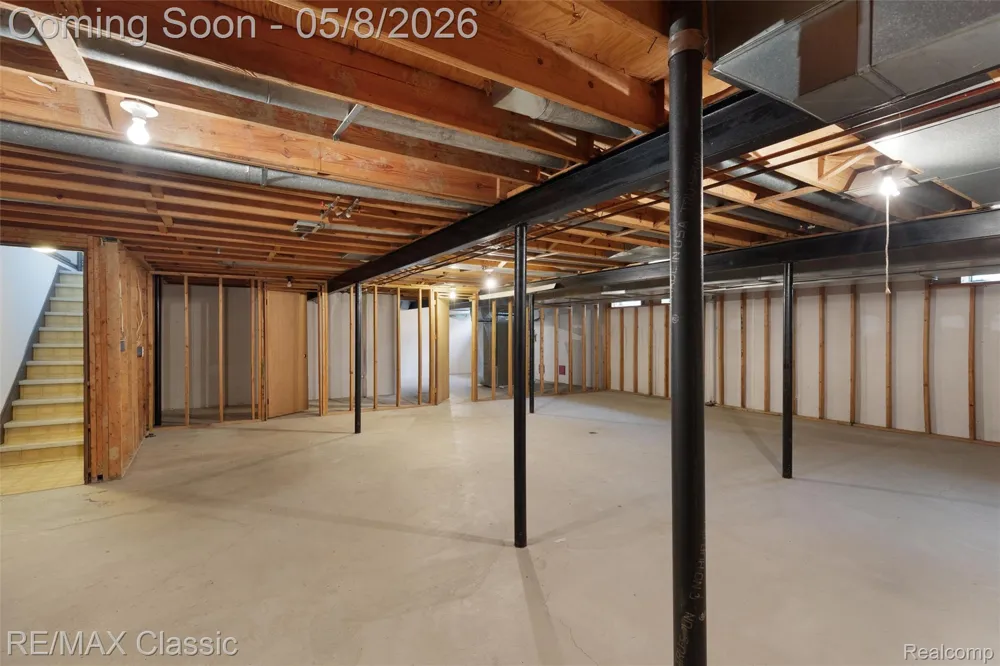 36953 Fox Glen Farmington Hills City, MI 48331