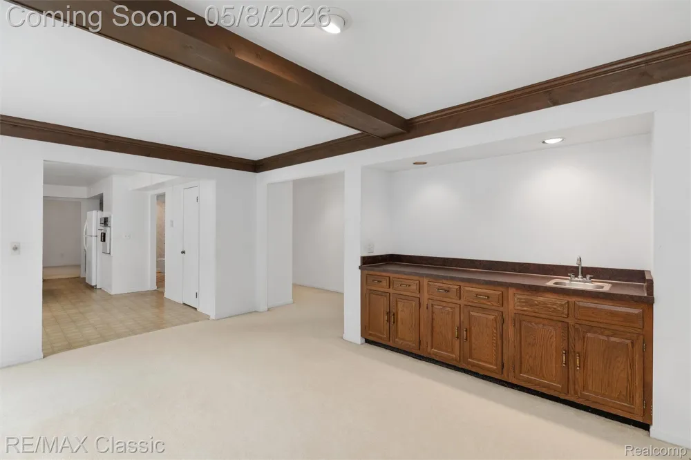 36953 Fox Glen Farmington Hills City, MI 48331