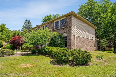 36953 Fox Glen