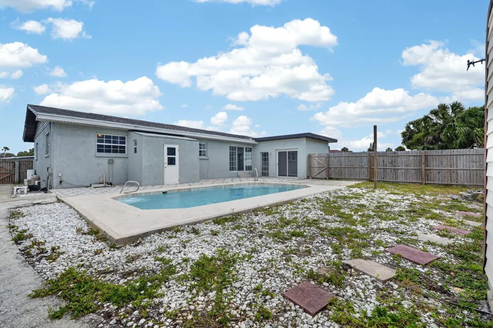 1027 BEL AIRE DRIVE Daytona Beach, FL 32118