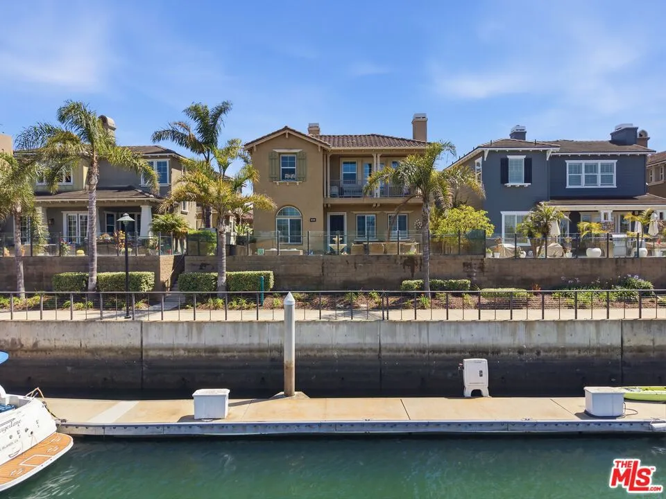 4061 Adriatic Street Oxnard, CA 93035