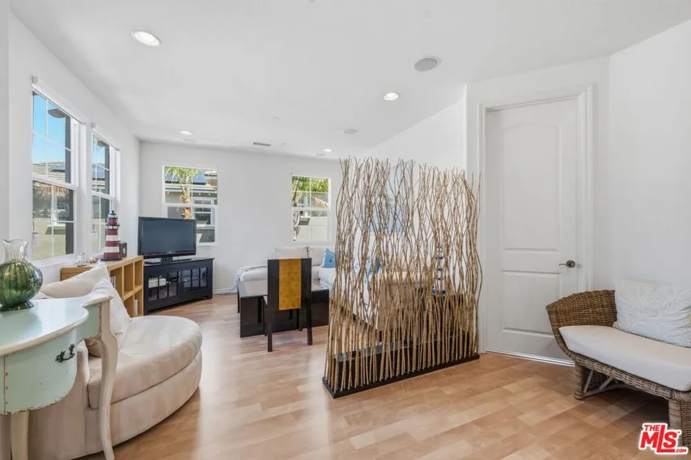 4061 Adriatic Street Oxnard, CA 93035