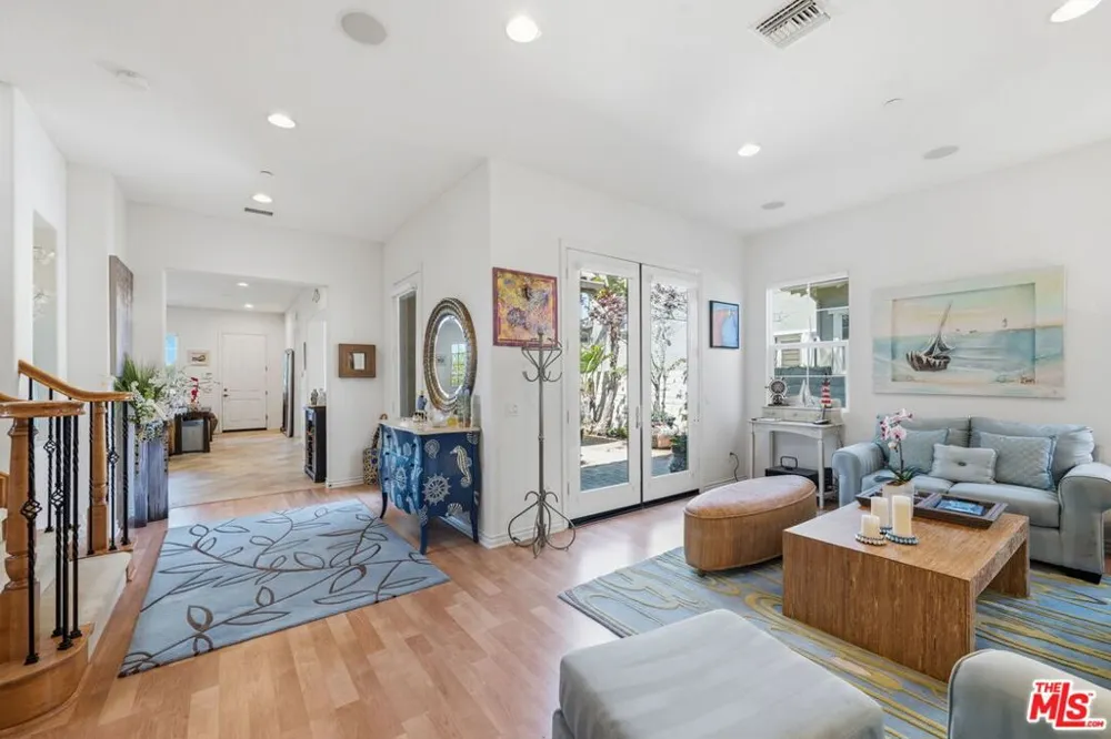 4061 Adriatic Street Oxnard, CA 93035