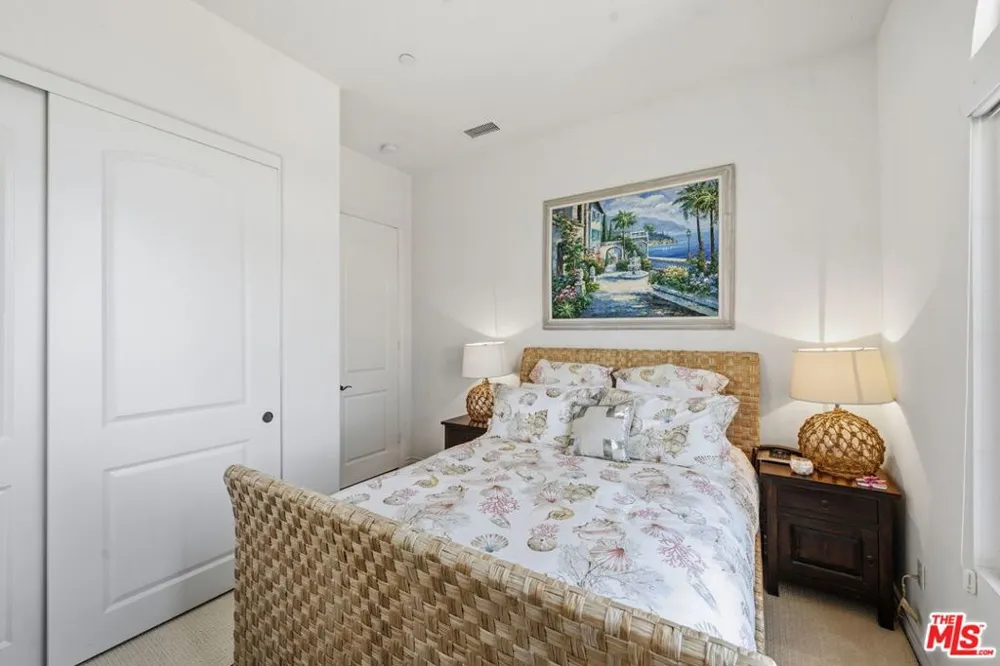 4061 Adriatic Street Oxnard, CA 93035