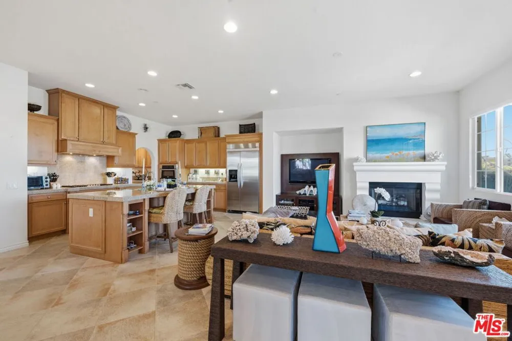 4061 Adriatic Street Oxnard, CA 93035