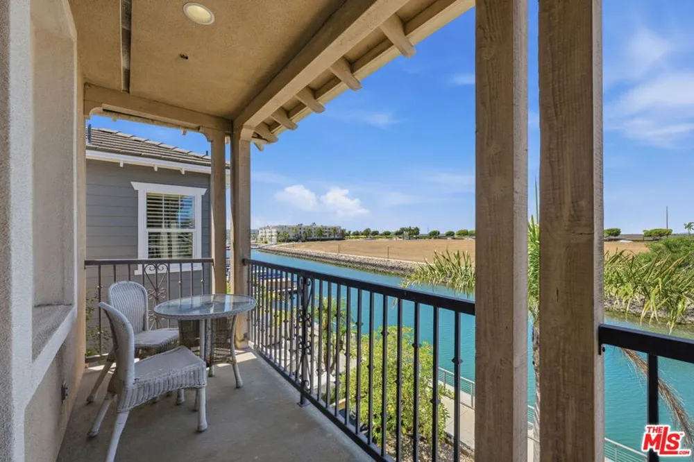 4061 Adriatic Street Oxnard, CA 93035