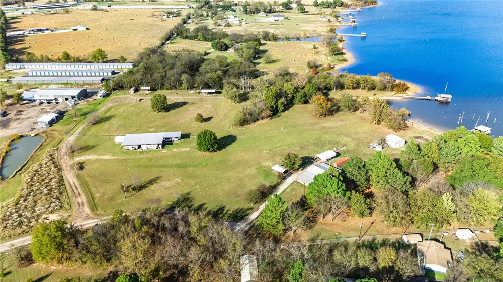 Private Road 5896 Yantis, TX 75497