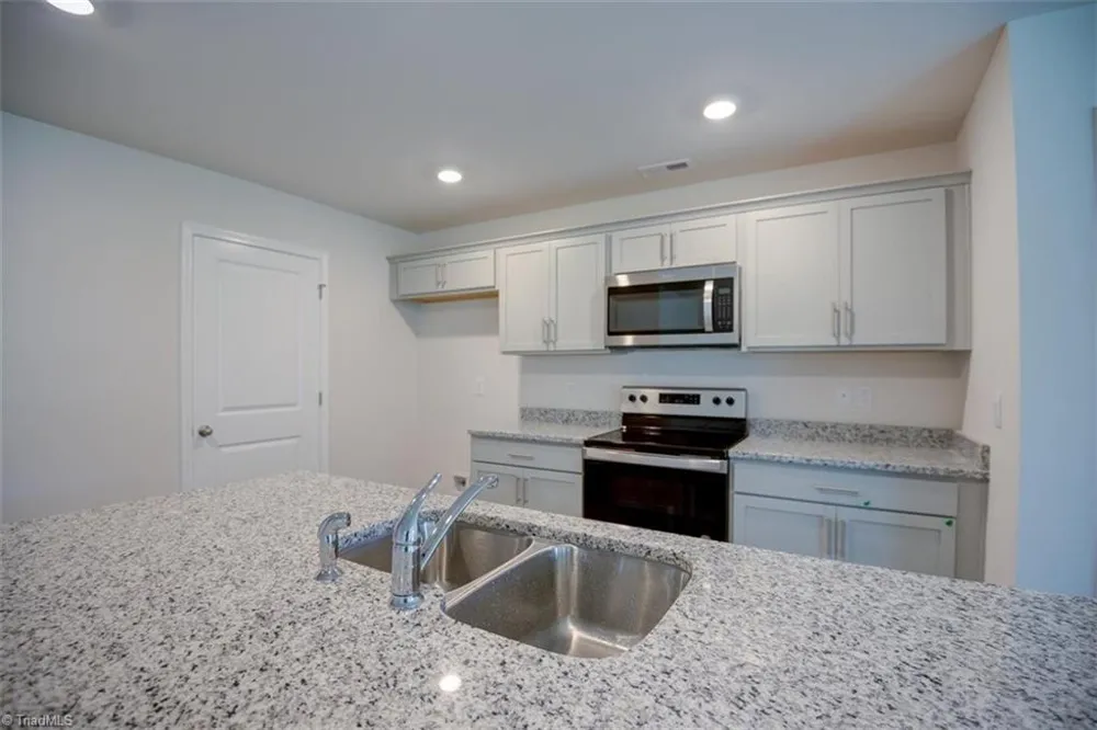 177 New Aspen Way Linwood, NC 27299