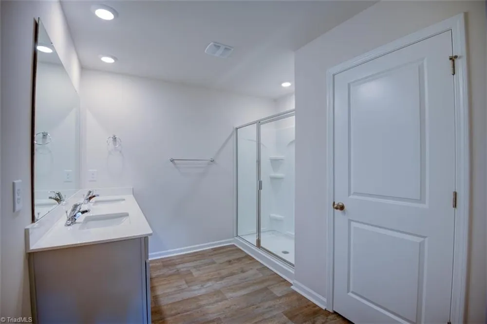 177 New Aspen Way Linwood, NC 27299