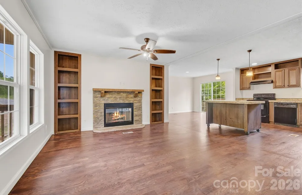 111 Buck Ridge Drive Marion, NC 28752