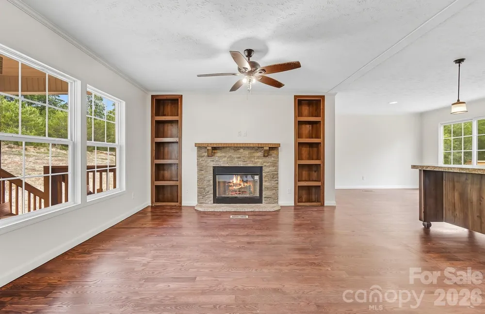 111 Buck Ridge Drive Marion, NC 28752