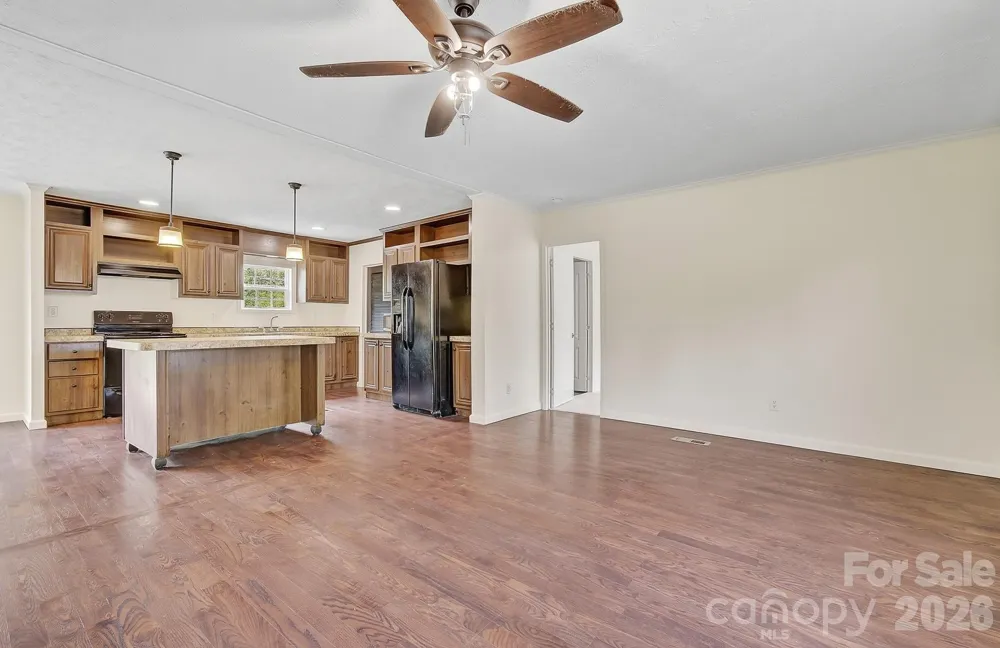 111 Buck Ridge Drive Marion, NC 28752