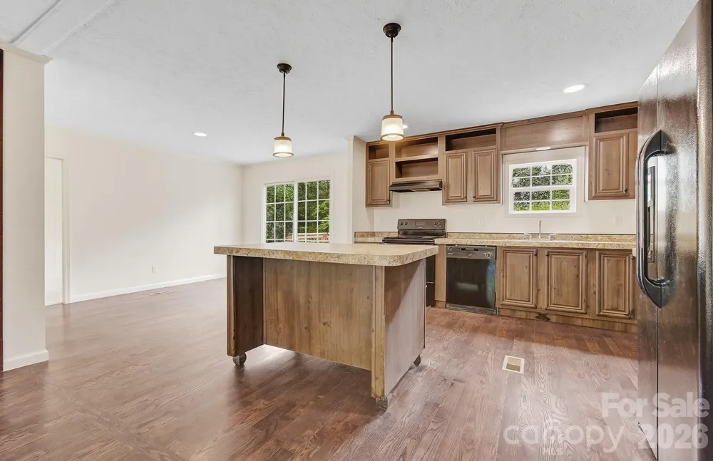 111 Buck Ridge Drive Marion, NC 28752