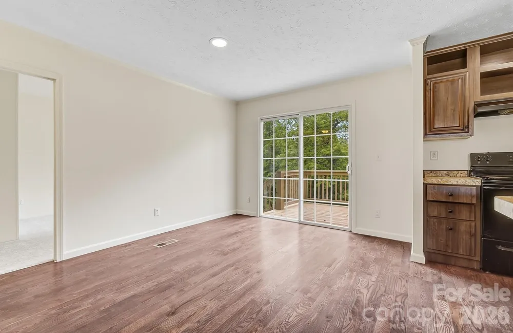 111 Buck Ridge Drive Marion, NC 28752