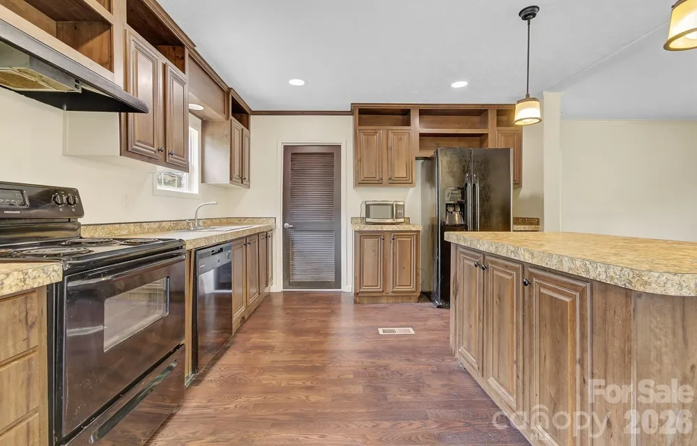 111 Buck Ridge Drive Marion, NC 28752