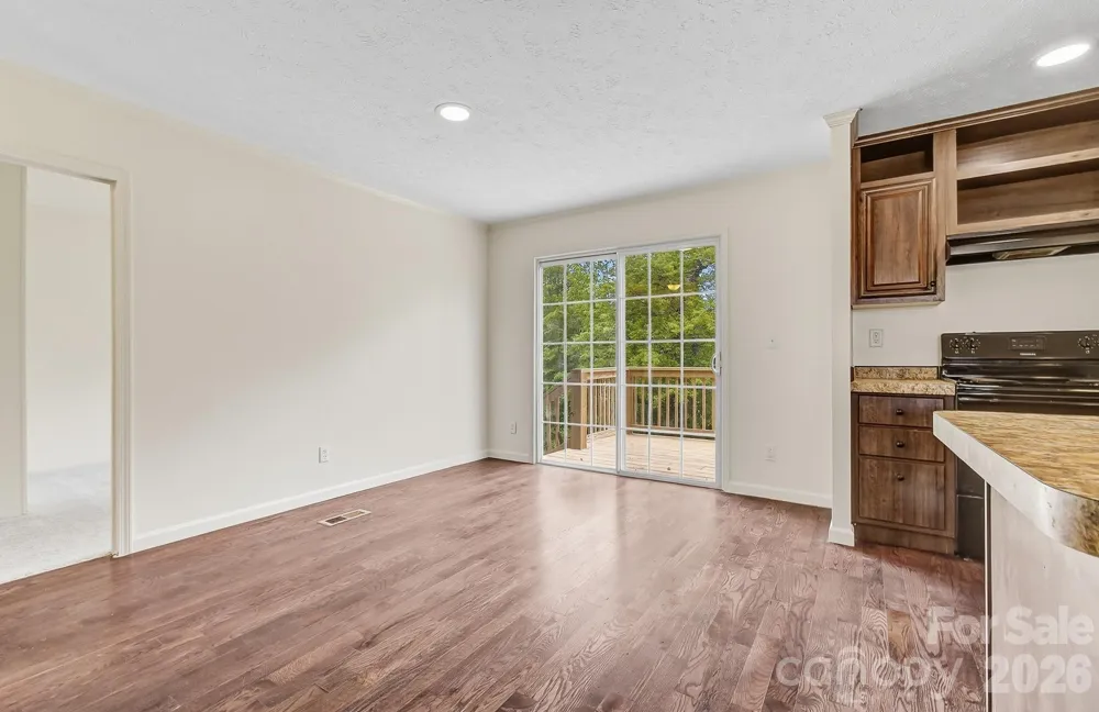 111 Buck Ridge Drive Marion, NC 28752