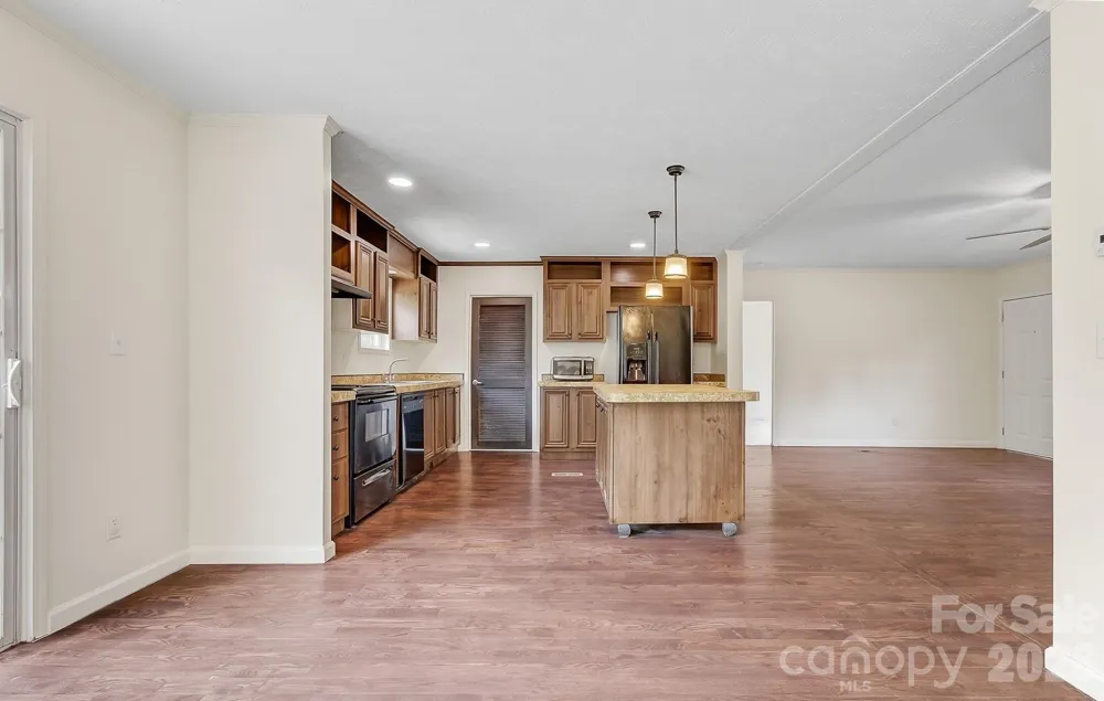 111 Buck Ridge Drive Marion, NC 28752