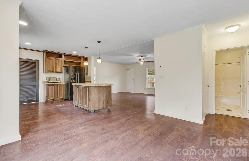 111 Buck Ridge Drive Marion, NC 28752