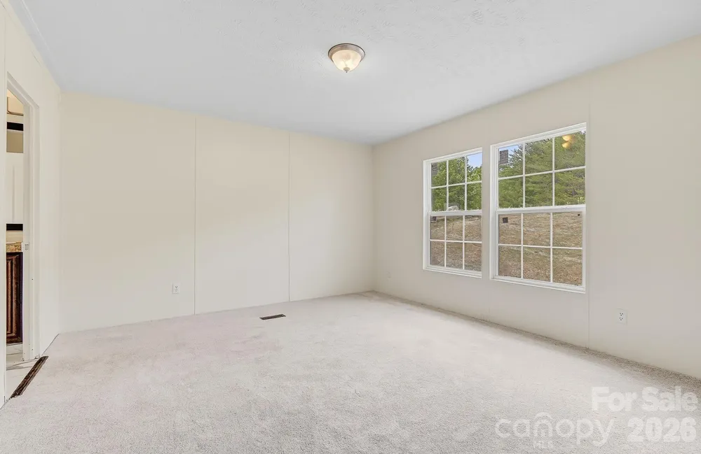 111 Buck Ridge Drive Marion, NC 28752