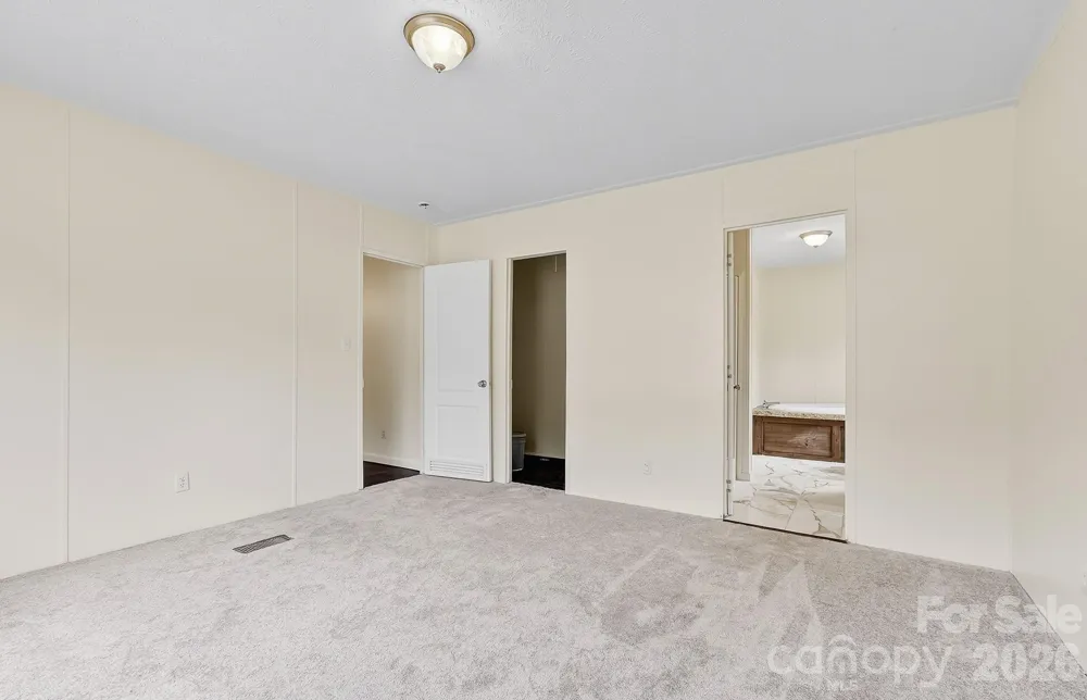 111 Buck Ridge Drive Marion, NC 28752