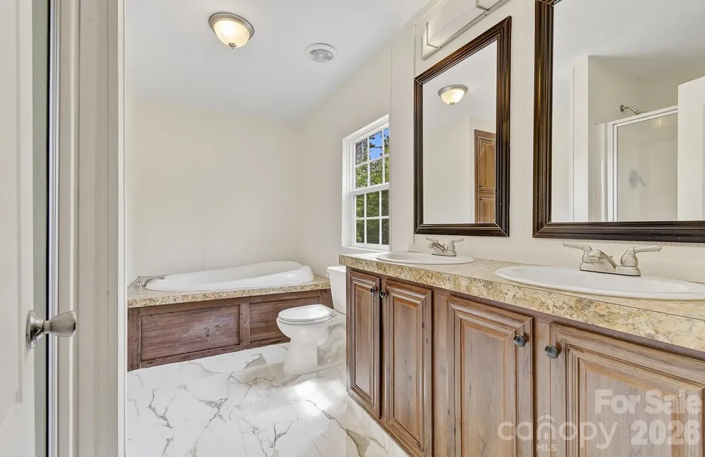 111 Buck Ridge Drive Marion, NC 28752
