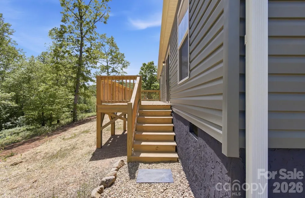 111 Buck Ridge Drive Marion, NC 28752