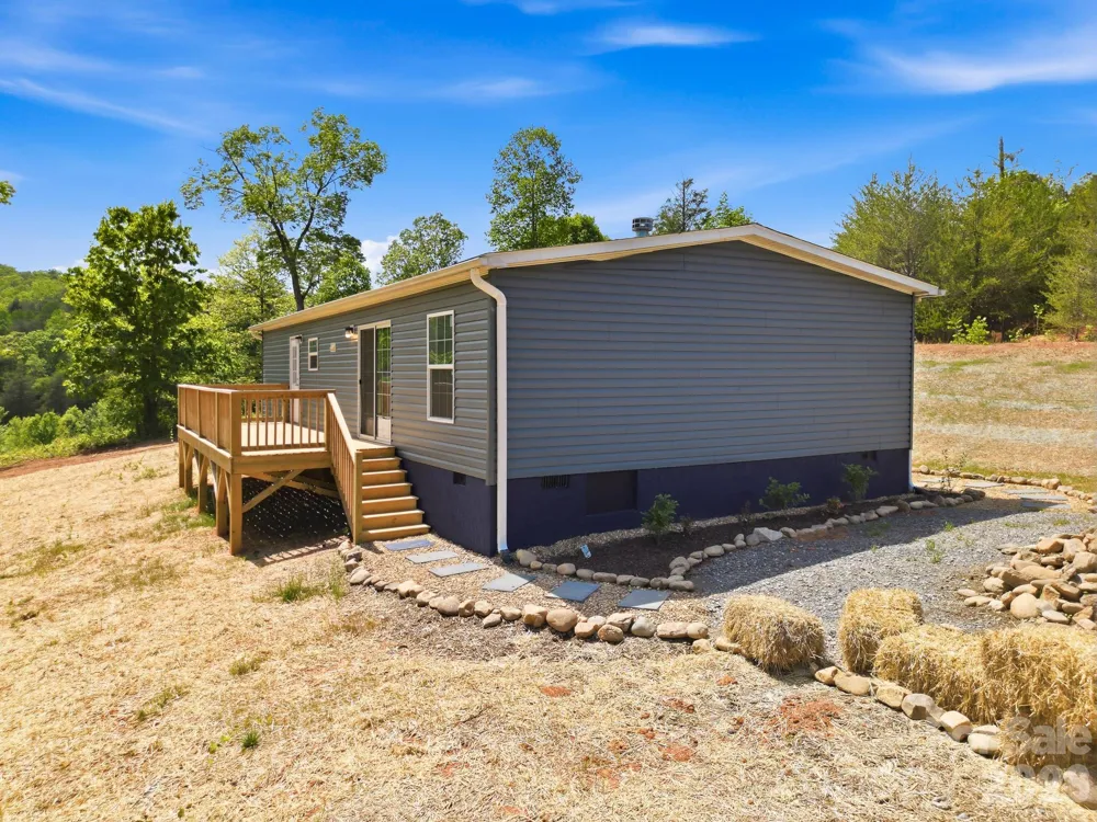 111 Buck Ridge Drive Marion, NC 28752