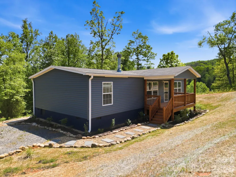 111 Buck Ridge Drive Marion, NC 28752