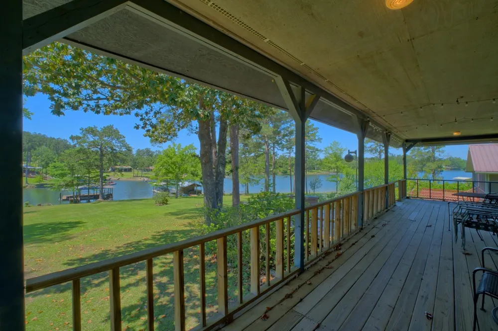 203 Whispering Pine Burkeville, TX 75932