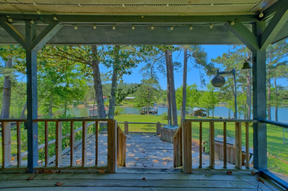 203 Whispering Pine Burkeville, TX 75932