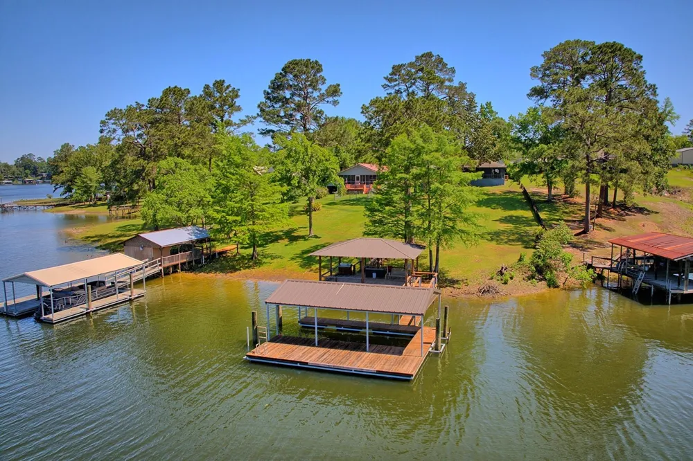203 Whispering Pine Burkeville, TX 75932