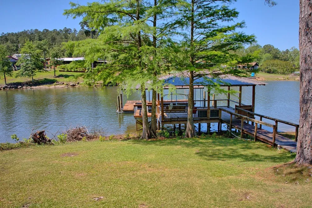 203 Whispering Pine Burkeville, TX 75932