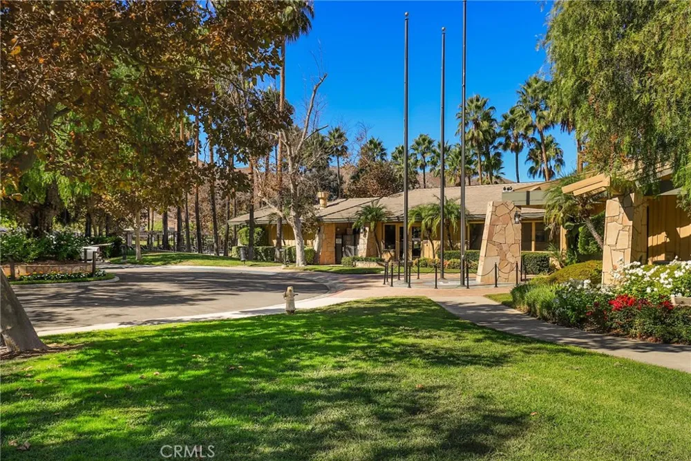 25975 Avenida Classica Moreno Valley, CA 92551