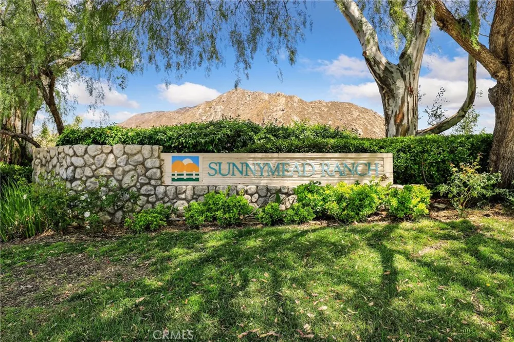 25975 Avenida Classica Moreno Valley, CA 92551