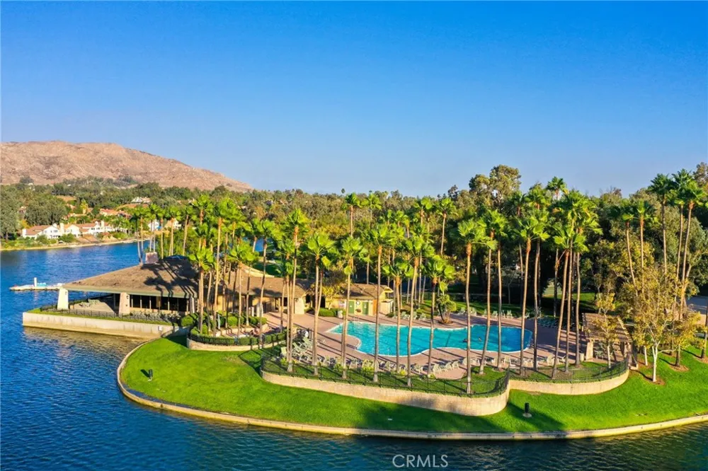 25975 Avenida Classica Moreno Valley, CA 92551