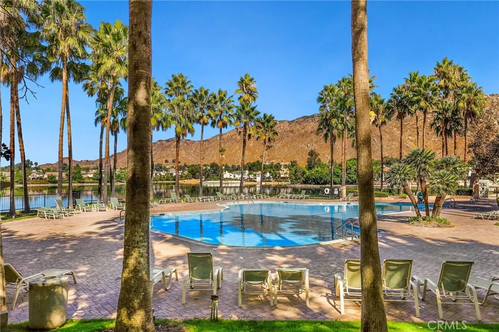 25975 Avenida Classica Moreno Valley, CA 92551