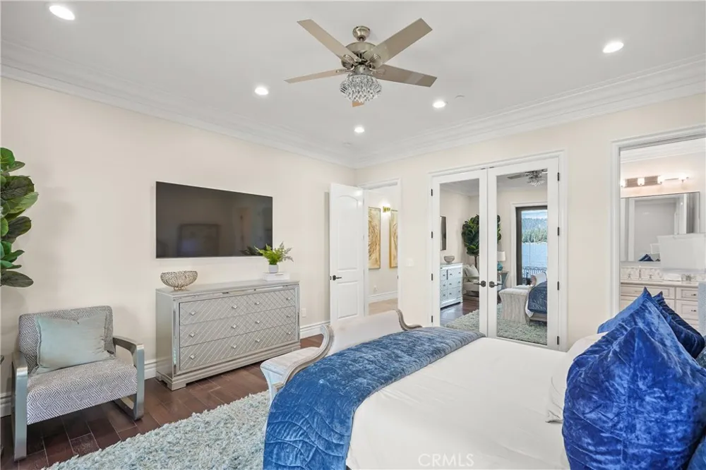 39055 Shore Drive Fawnskin, CA 92333