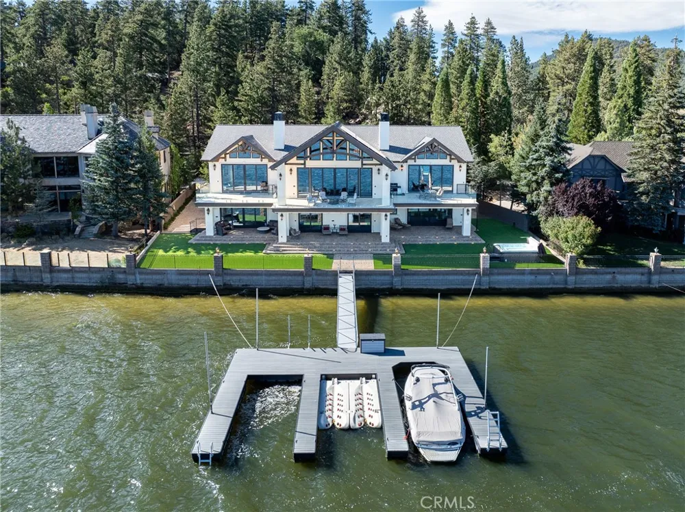 39055 Shore Drive Fawnskin, CA 92333