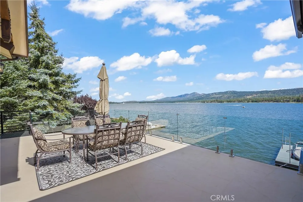 39055 Shore Drive Fawnskin, CA 92333