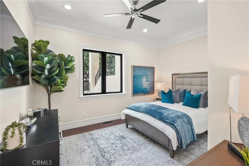 39055 Shore Drive Fawnskin, CA 92333