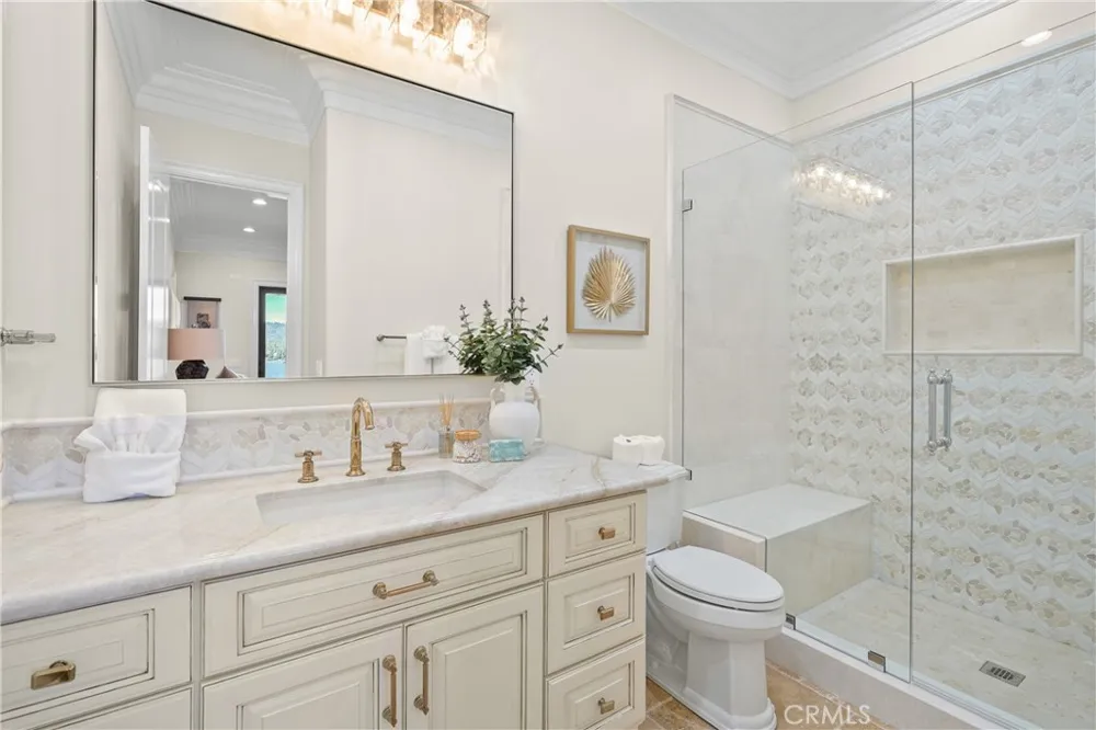 39055 Shore Drive Fawnskin, CA 92333