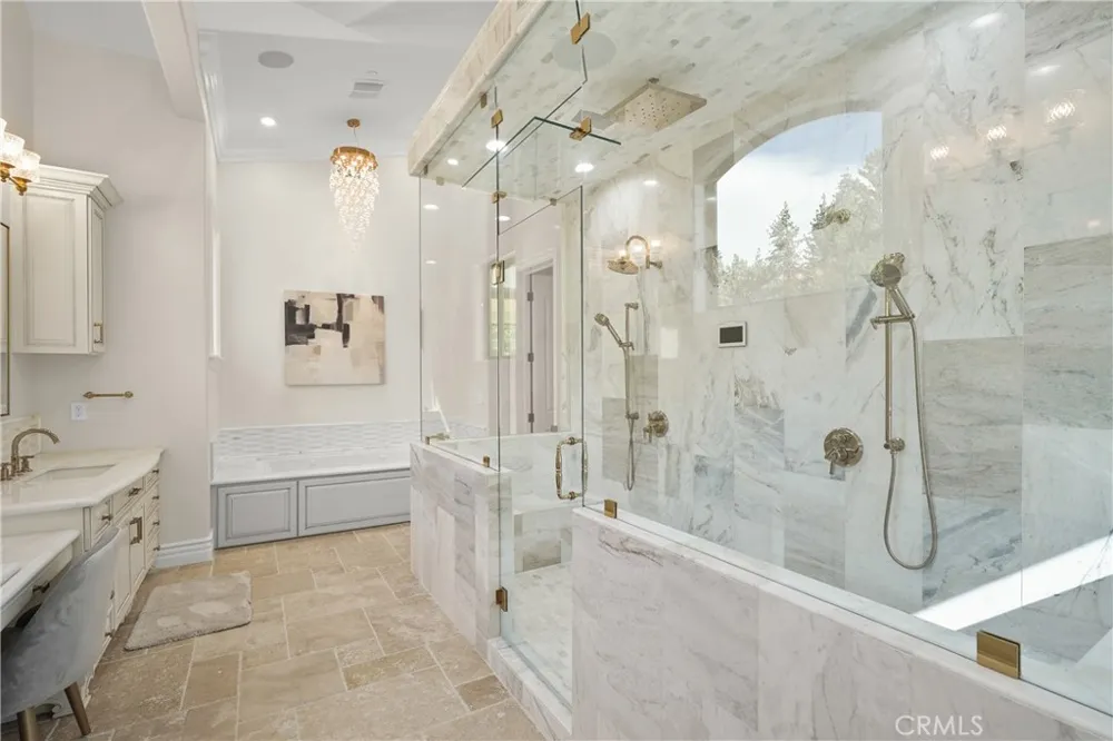 39055 Shore Drive Fawnskin, CA 92333