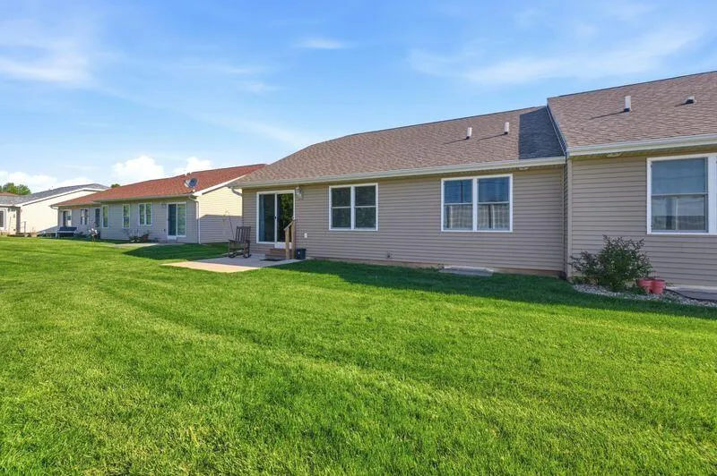 82 Prince William Court La Porte, IN 46350