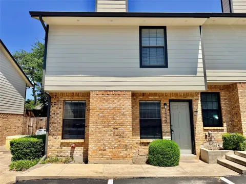 1251 Dallas Drive