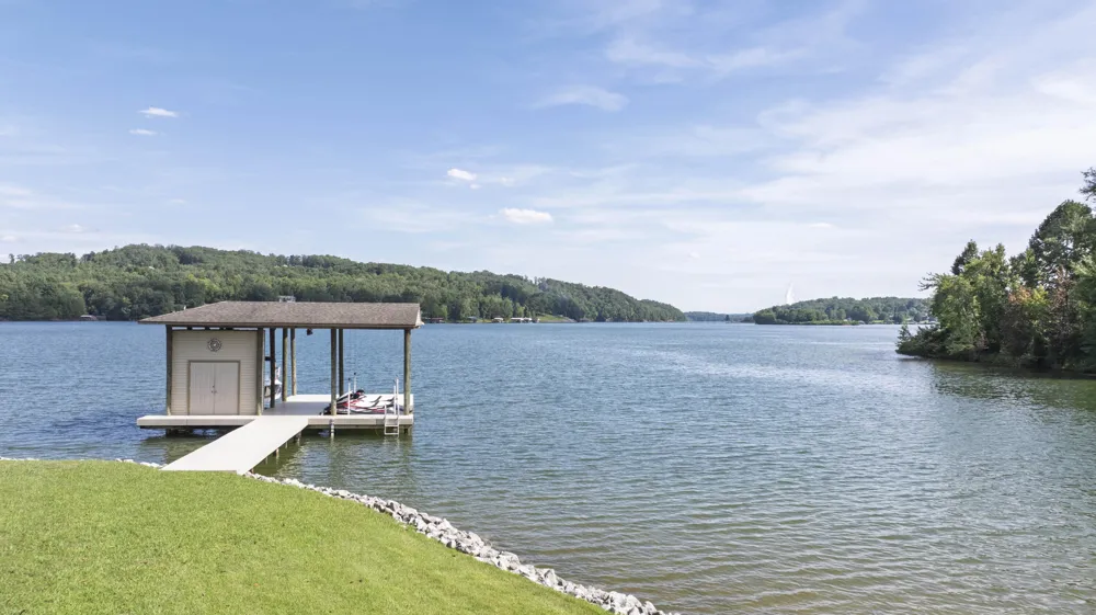 199 Piney Bay Lane Spring City, TN 37381